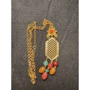 Vintage Avon Kasbah Style Pendant